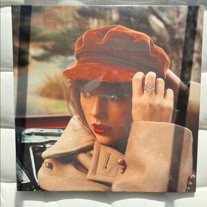 Red (Taylor’s Version) Vinyl — SEALED